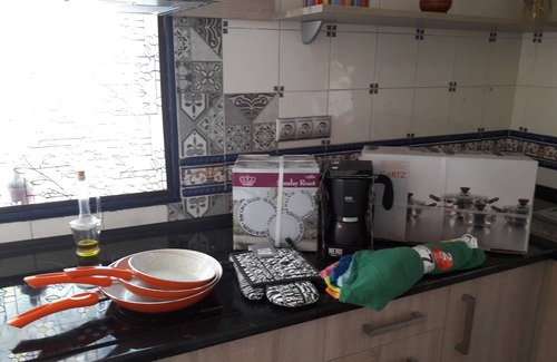 Ciudad Jardin Condo | NEW ! SPACIOUS, BRIGHT, CENTRO CÓRDOBA, NEXT TO RENFE/AVE/BUS