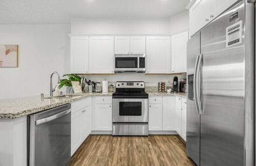 Vancouver House | NEW Stunning 3BDRM Family Home In Downtown W/AirHockey
