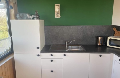 Hagen im Bremischen House | NEW! The little red high house