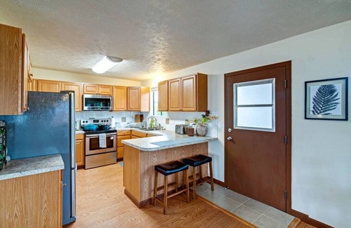 Hilo House | NEW - THE OUTRIGGER 3BR 2Bath - Hilo cold AC