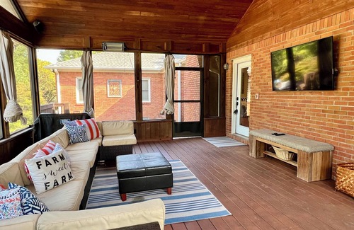 Coker House | New to the market and available for all BAMA games.