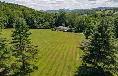 Woodstock House | NEW TO VRBO Hiker’s Hygge on 21 Acres and Aqueduct Trails