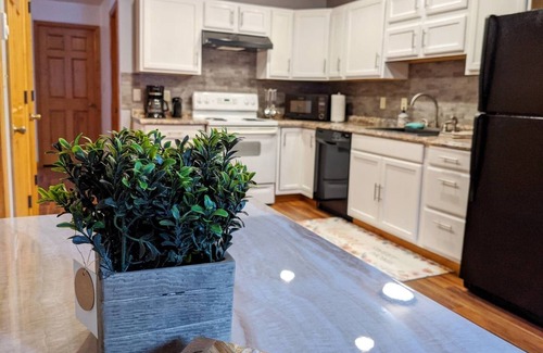 Lake Placid Apartment | *NEW - Trillium Nest - Private and Quiet 2BR 1 Bath with parking garage