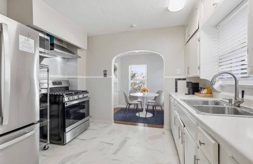 Park Cities House | New! University Park | SMU Campus 1 block2nd FL