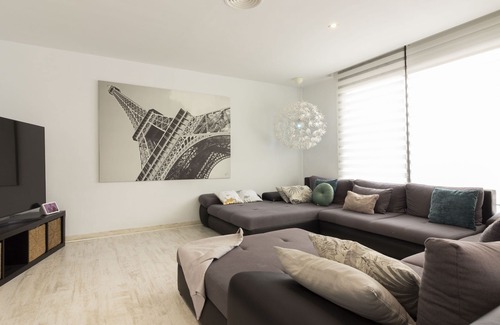 Roda de Bara Villa | NEW Villa EL Oasis