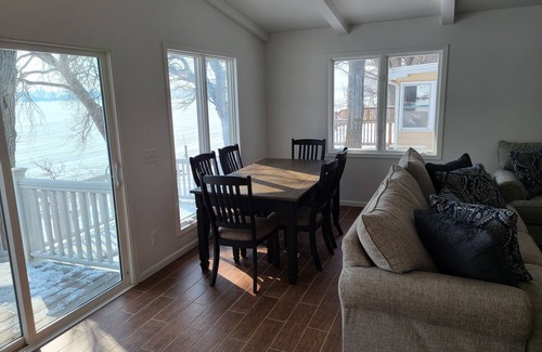 Spirit Lake House | NEW WATERFRONT LUXURY LISTING