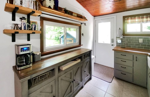 Rockbridge Cabin | —NEW—Woodsy Cottage. Easy access from Rt33 in the Hocking Hills Region