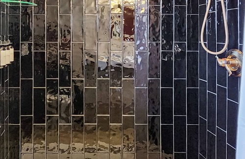 Prescott Hotel | New York Themed | Boutique Suite