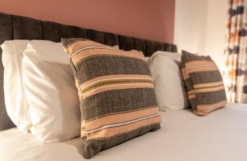 Newark Apartment | Newark Apartments: Ideal for Contractors with Parking