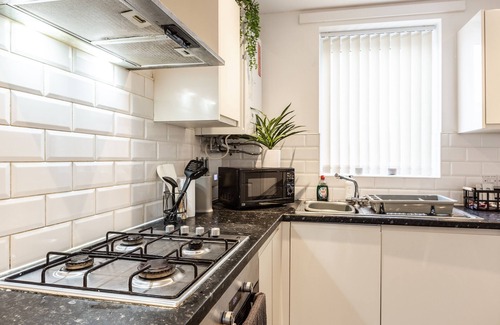 Liverpool House | Newbuild 4bed - City Centre - Free secure parking!