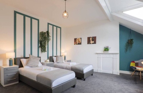 Newcastle-upon-Tyne Apartment | Newcastle | Restful and Spacious Urban Getaway