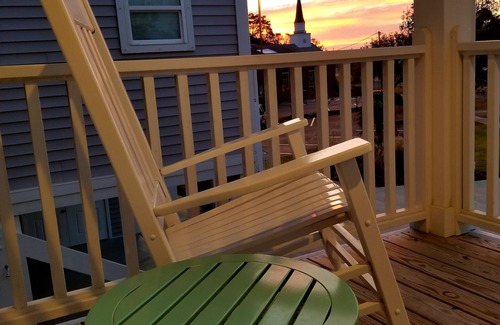 North Carolina Coast House | Newer home 2 blocks from downtown Carolina Beach