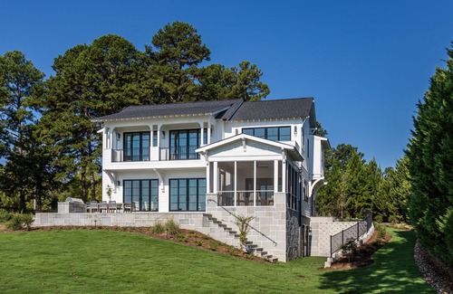 Seneca House | Newer Lake Keowee Cottage - the best luxury rental on the lake