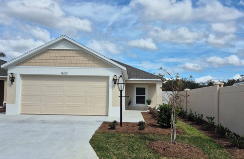 Lady Lake Villa | Newly Built 2-BDRM Villa, The Villages, FL btwn Spanish Springs & Lake Sumter