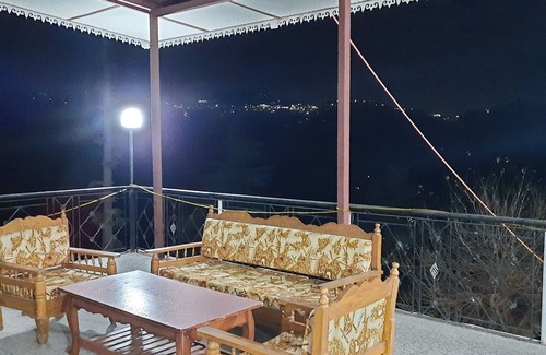 Shimla Bed & Breakfast | Newly built bnb in a pristine village