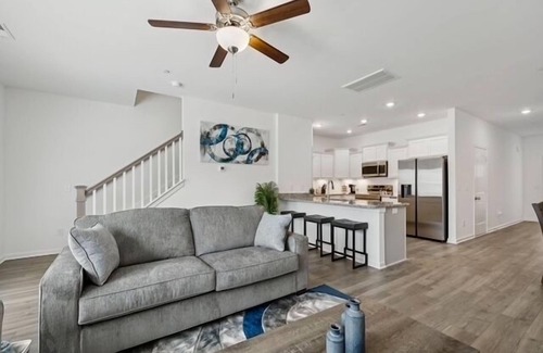 Spring Hill House | Newly built Charming 3-bedroom townhome with amenities Spring Hill