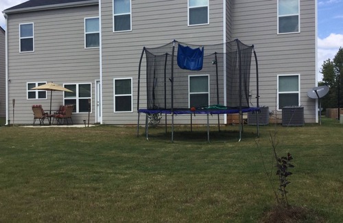 Covington House | Newly built Cozy Home Vacation for families or couples, the perfect getaway.