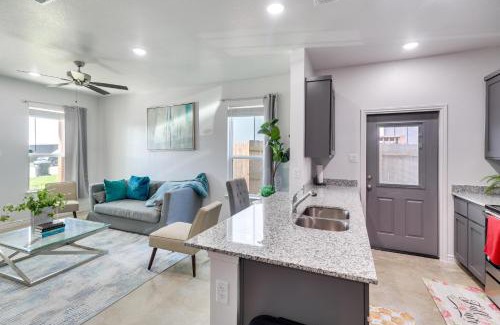 Temple House | Newly Built Home 2 Mi to Dtwn Temple!