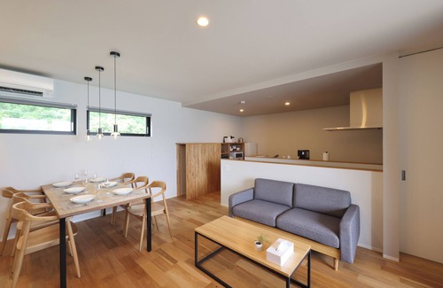 Shimonoseki House | Newly built in September 2024 with a panoramic view of the Kanmon Straits! Villa B