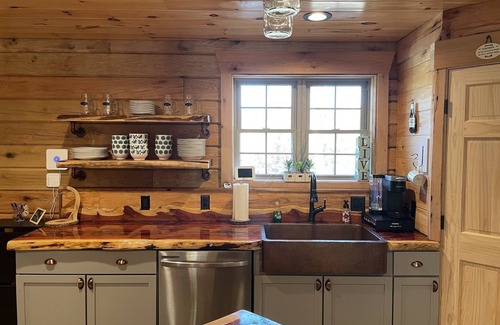 Cuba Cabin | Newly built LOG Cabin-Float, Golf, Hike, Hunt, Fish, visit a winery.Relax!