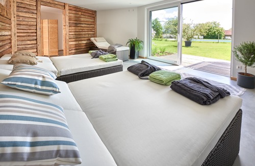 Bitzenhofen Apartment | Newly built, modern 3-room luxury apartment near Lake Constance