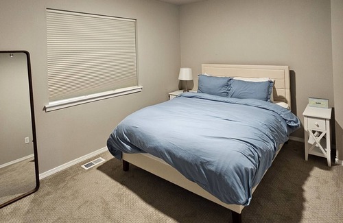 Taku - Campbell House | NEWLY BUILT TOWNHOME W/ 2 BEDROOM & HEATED GARAGE