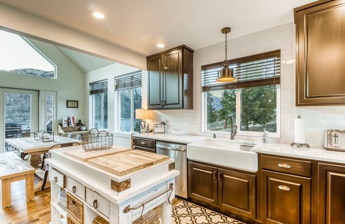Willow Point House | Newly constructed lakefront home w/private pool, boat dock, & wrap-around deck