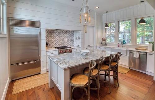 Palmetto Bluff Cottage | NEWLY DECORATED AND A BEDROOM ADDITION -4 BEDROOMS- CLOSE TO ALL AMENITIES.