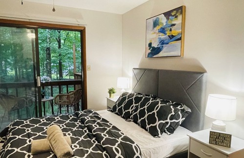 East Stroudsburg Cabin | Newly Furnished Home in Poconos 3bd 2bath