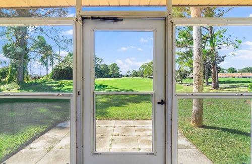 New Port Richey Condo | Newly furnished 2-beds condo w/golf course view!