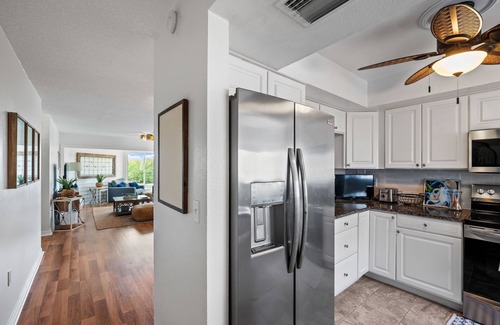 Tarpon Springs House | Newly Furnished 2-Bedroom Townhome with Stunning Gulf Views