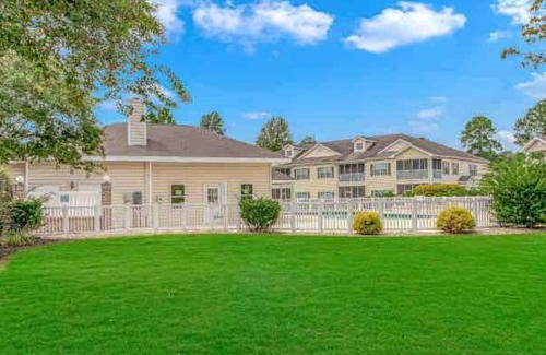 Red Hill House | Newly Listed - A Golfer's Paradise - Legends Golf