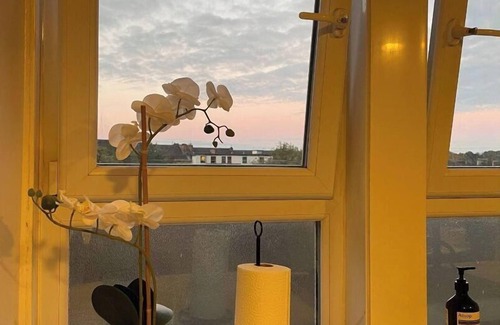 Shawlands Apartment | Newly refurbished 2 bedroom flat in Shawlands, Glasgow
