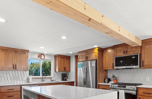 Hayden House | Newly Remodeled Home—Large Yard, Fire Pit, Quiet Area, 2 Miles to Beach & 12 Miles to Silverwood!