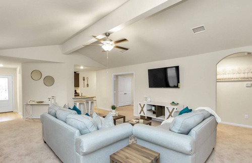 Hockley House | Newly Remodeled Pet Friendly Family Home In Hockley by RedAwning