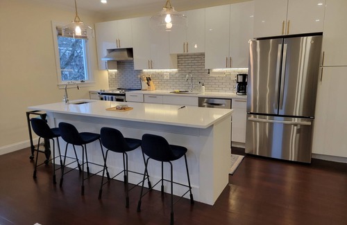 South Boston Condo | Newly renovated 2 br/2ba with office retreat within the heart of South Boston