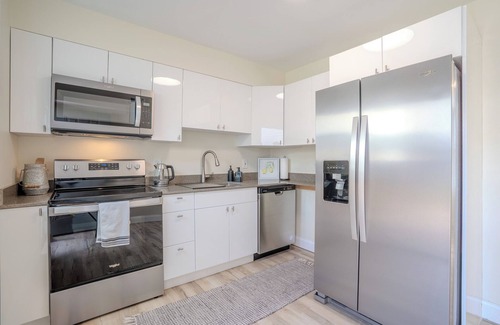 Shelby Park House | Newly Renovated, 2bedroom, Conveniently Located, Just Minutes From Downtown