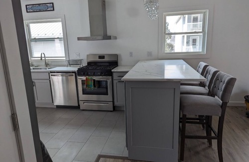 Middlebury House | Newly Renovated 3-bedroom house within walking distance to downtown Middlebury