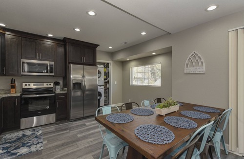 Buckroe Beach House | Newly Renovated Beach Rancher - Walk to the Beach!