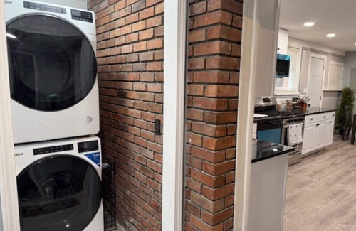 Allen Park House | Newly Renovated Gem Fenced Backyard 2 Full Baths