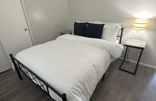 Town of German Flatts Apartment | Newly Renovated Ilion Apt - Easy access to I-90!