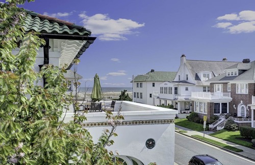 Atlantic City House | Newly Renovated Luxury Oceanfront Mansion with Private Pool, Pickleball Rackets