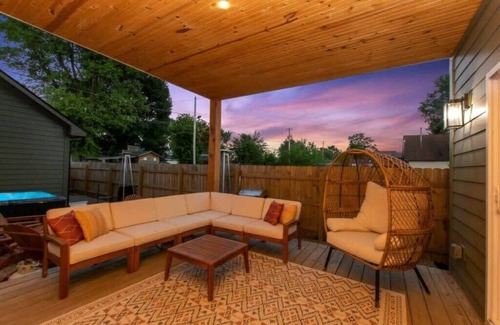 Indianapolis House | Newly Renovated l Fire Pit, Hot Tub, Arcade!