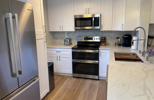 Brewster House | Newly Renovated Ocean Edge 2 Bedroom Condo in Fletcher Village