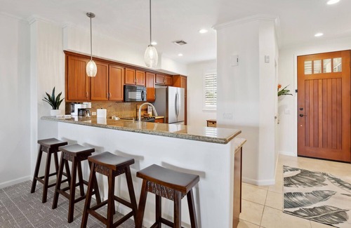 Waikoloa Villa | Newly Renovated Top Floor Luxury Waikoloa Beach Villa F32, Fairway Views!