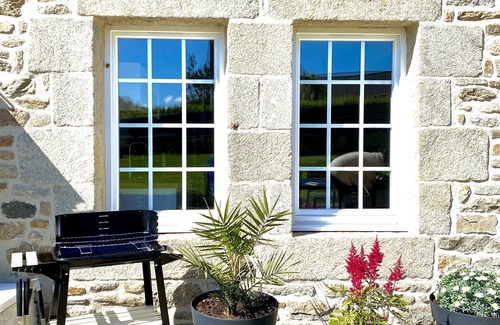 Roscoff House | Newly renovated typical Breton vacation home close to the sea
