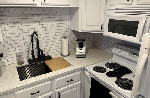 Fountain Hills Condo | Newly Renovated, Comfortable & Beautiful Condo Near Fountain in Fountain Hills