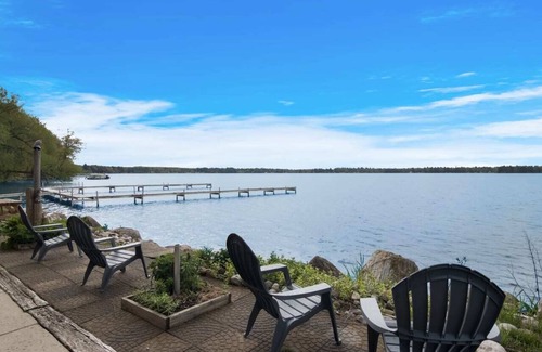 Mayfield House | Newly renovated with hot tub and lake