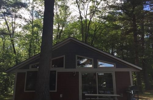 Siren Cabin | Newly Updated Lake Front Cabin in Siren