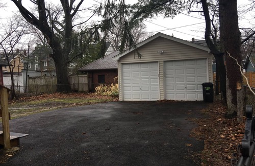 Cleveland House | Newly updated house close to the Clinic,UH, Case in Cleveland Hts.